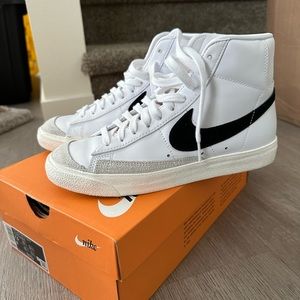 Nike blazer womens